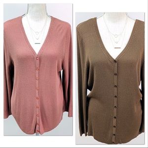 2/$20 NWOT Long Sleeve Lightweight V-Neck Cardigan